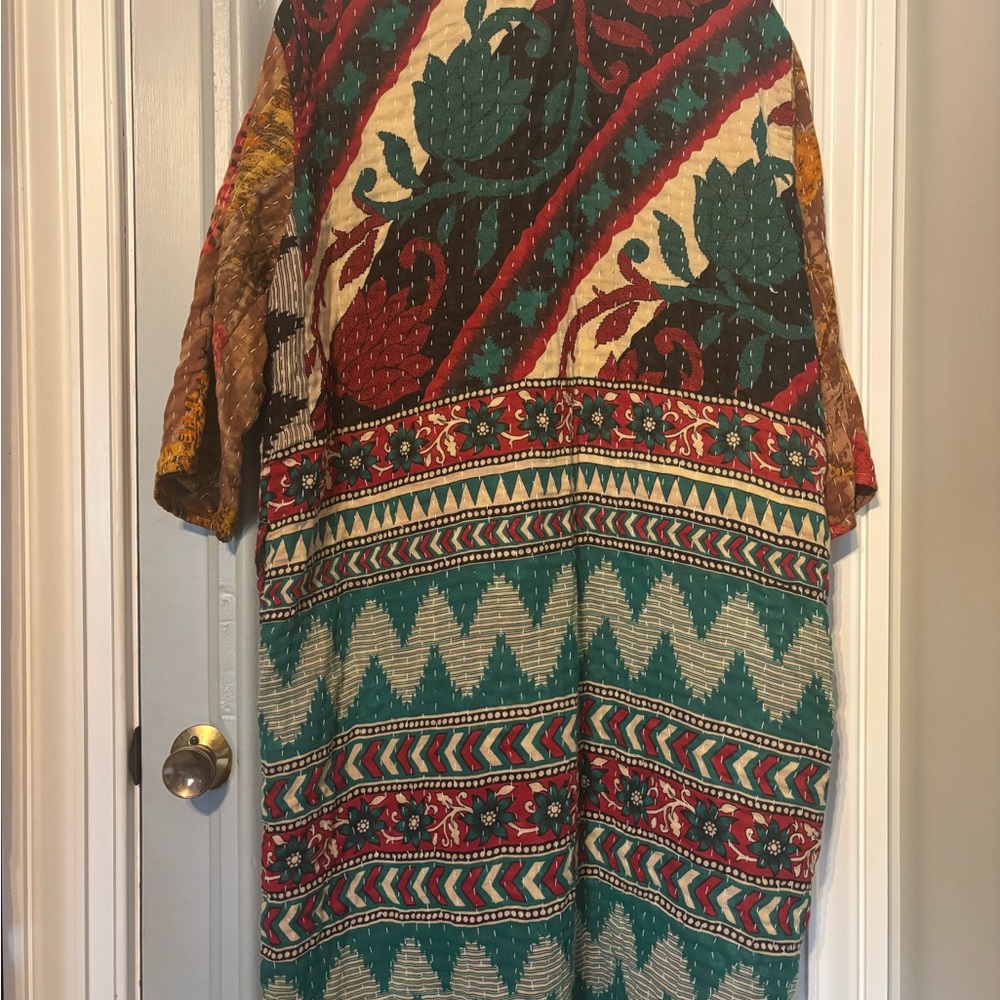 Kantha Kimono or Robe - Picture 2 of 9